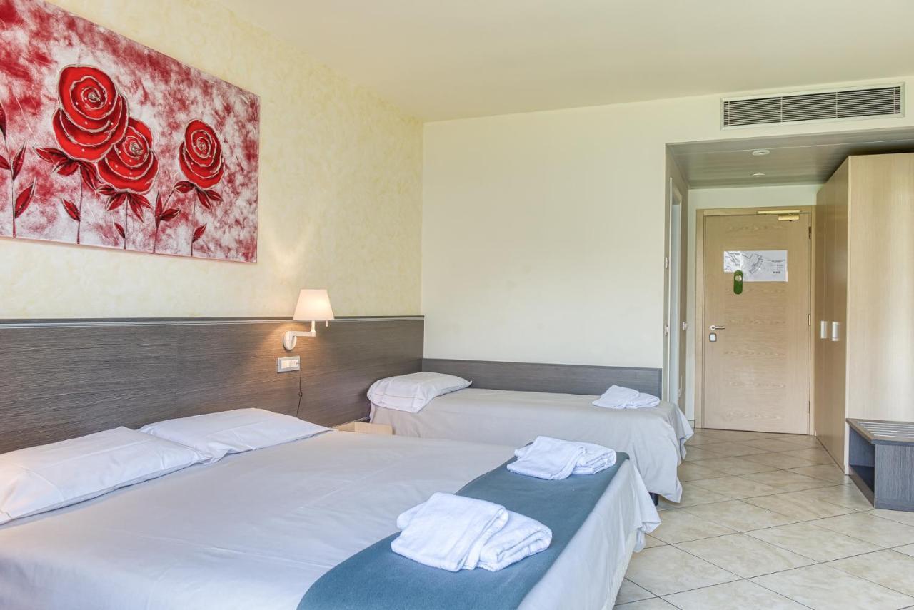 Hotel Lumin Cremia Bagian luar foto