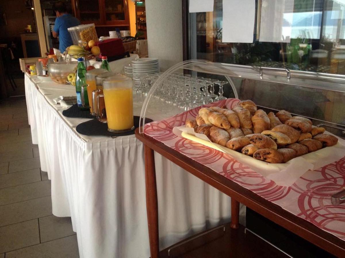 Hotel Lumin Cremia Bagian luar foto